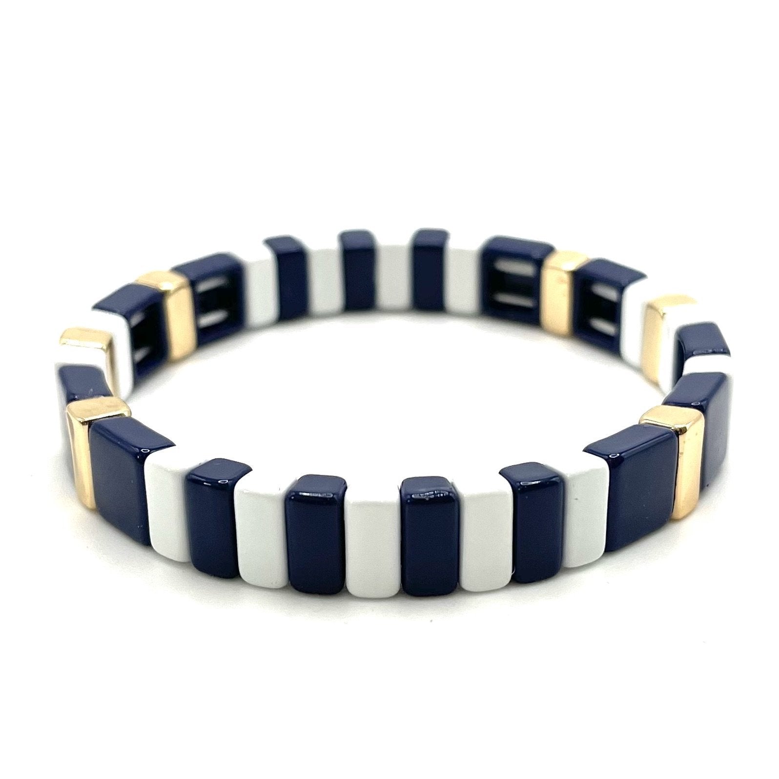Boys Bracelet Designs With Gold Online in India - Candere by Kalyan  Jewellers.